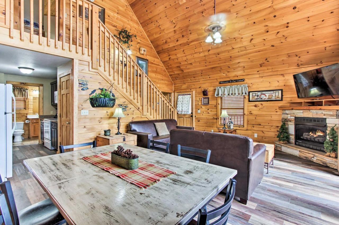 Gatlinburg Mountain Cabin With Grill And Pool Table! Bagian luar foto