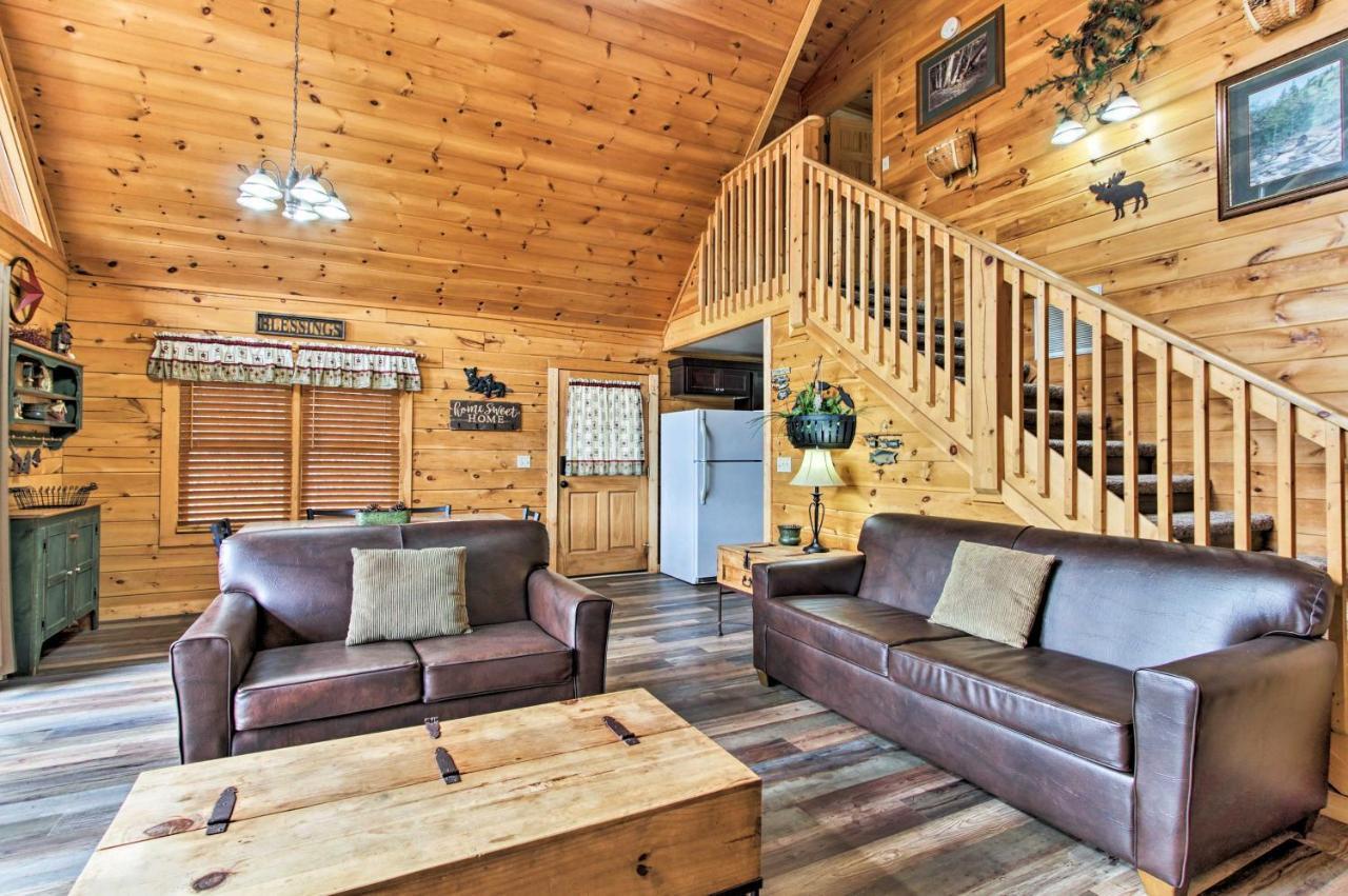 Gatlinburg Mountain Cabin With Grill And Pool Table! Bagian luar foto