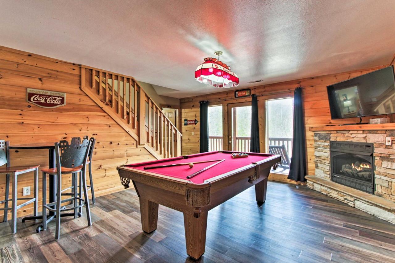 Gatlinburg Mountain Cabin With Grill And Pool Table! Bagian luar foto